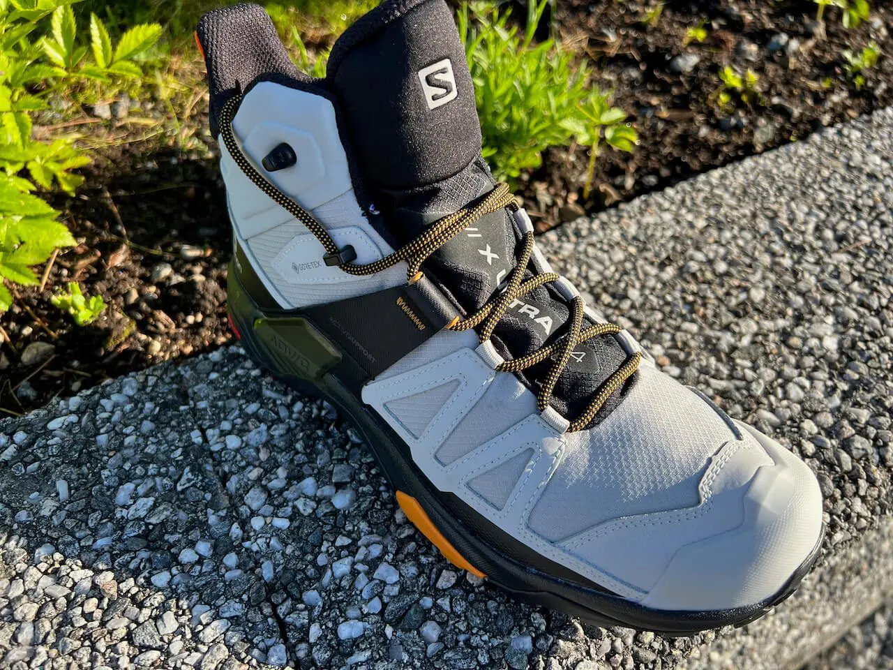 Salomon X Ultra 4 Mid GORE-TEX