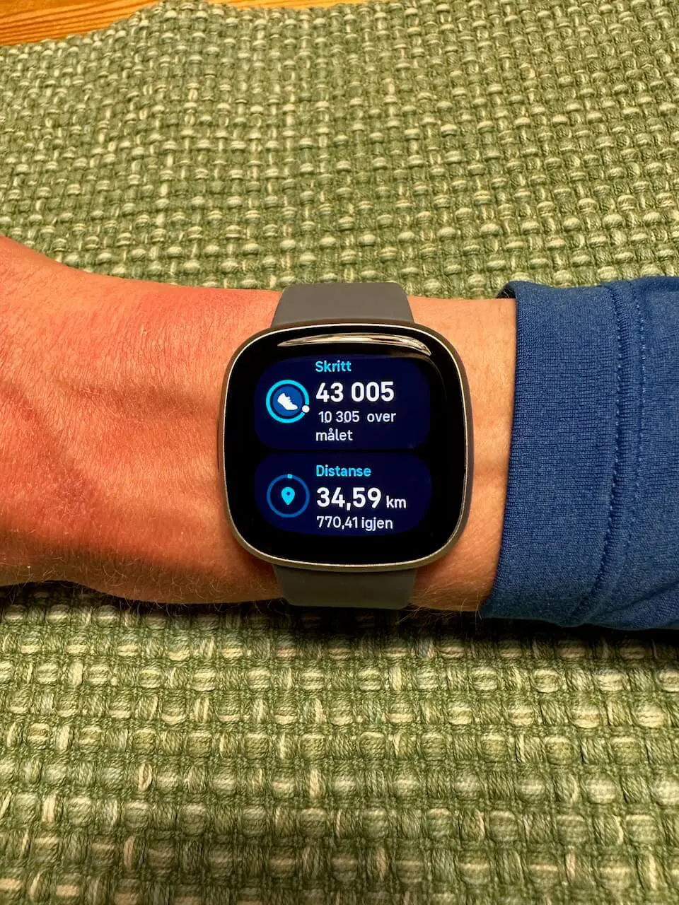 Fitbit Versa 4