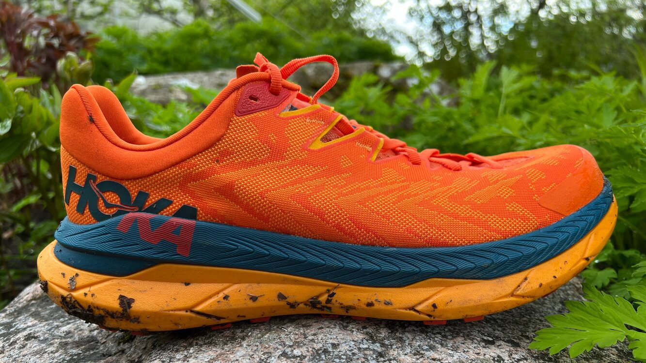 Hoka Tecton X