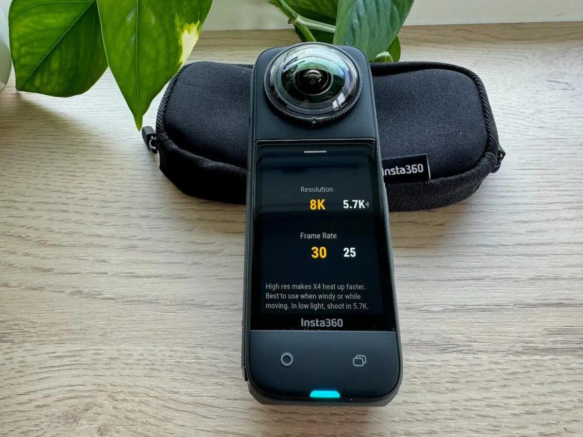 Insta360 X4