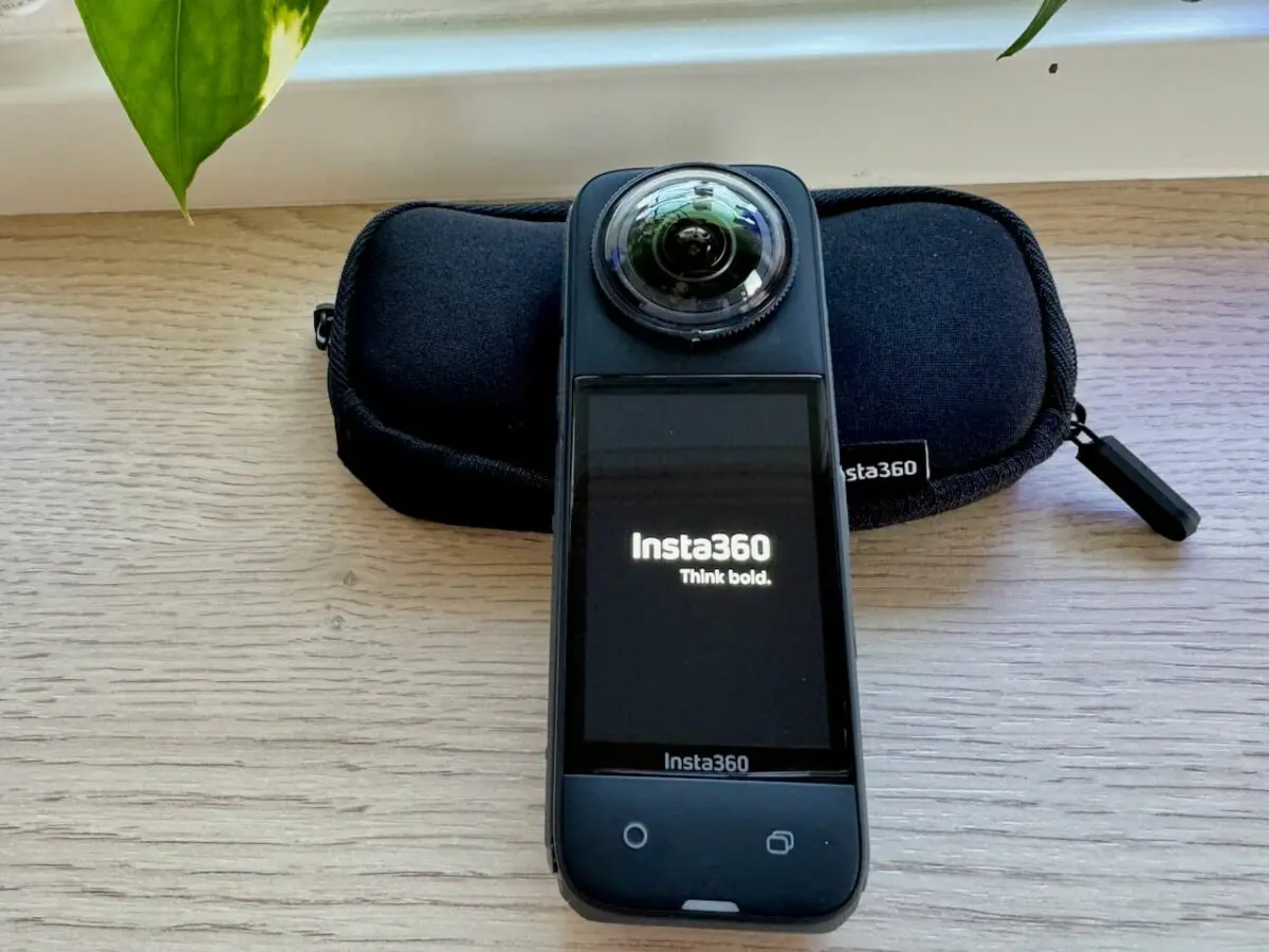 Insta360 X4