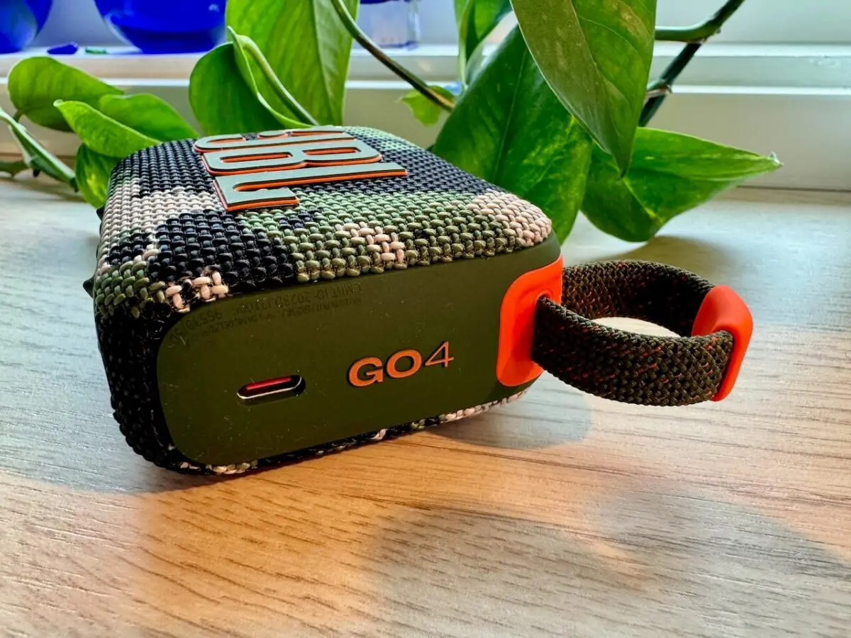 JBL Go 4