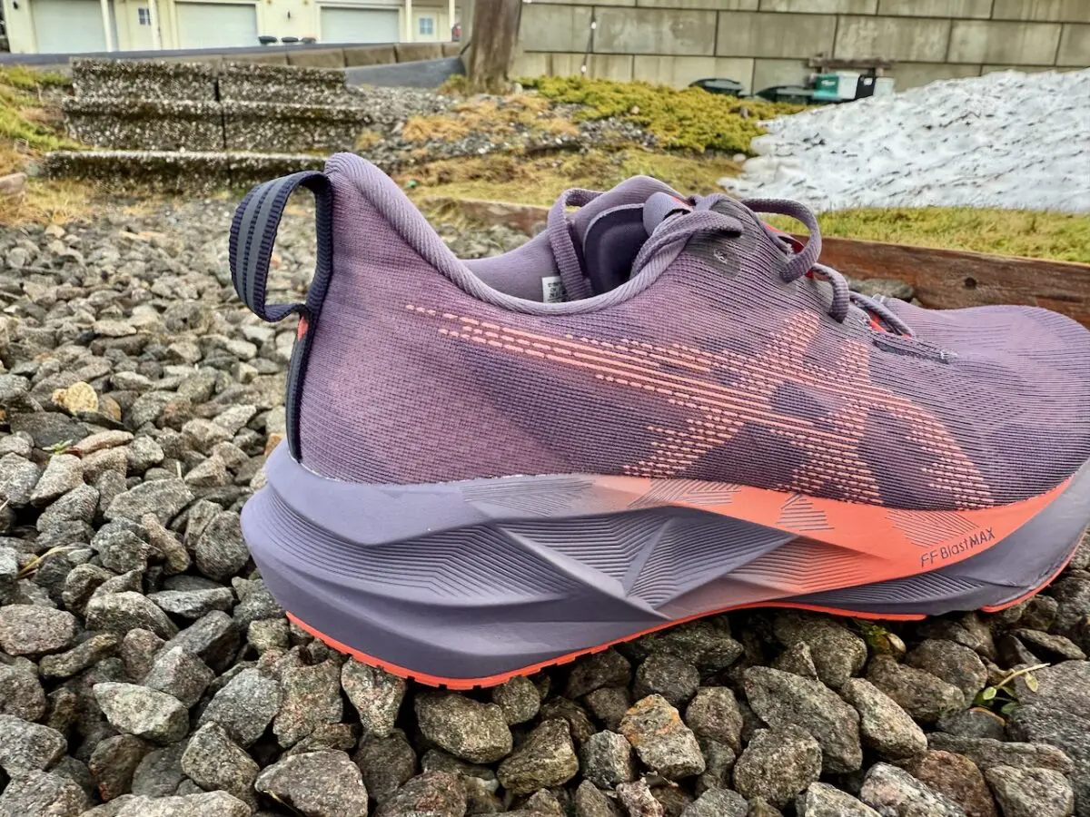 ASICS Novablast 5