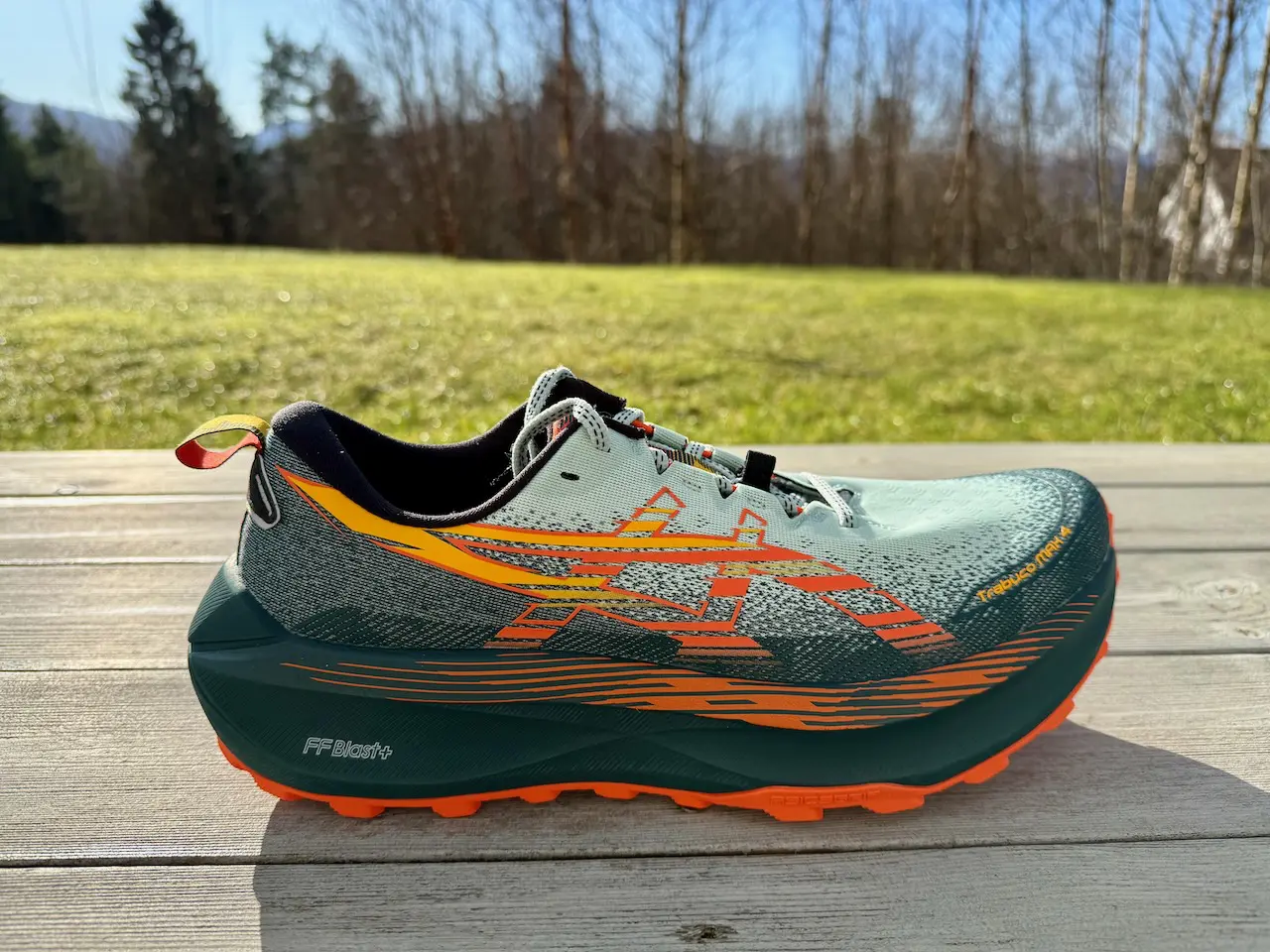 ASICS Trabuco MAX 4