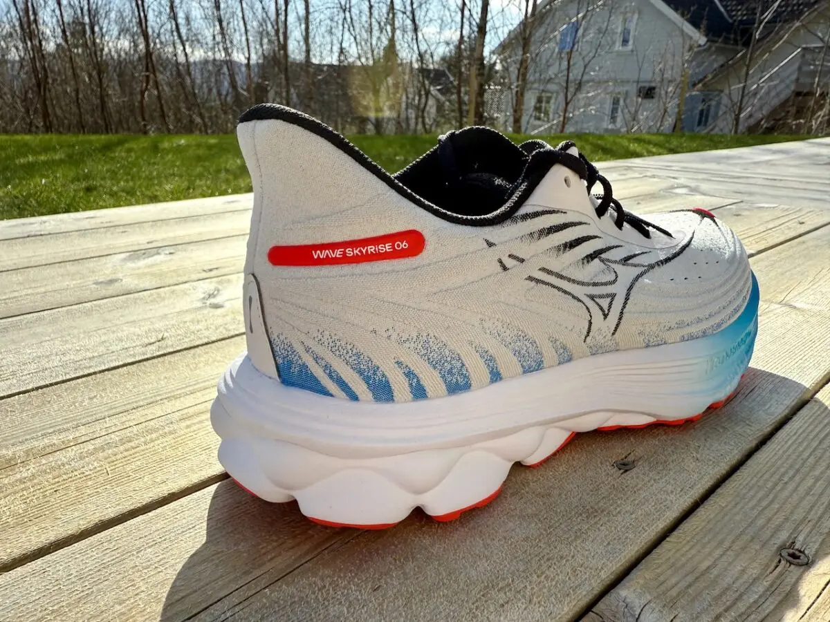 Mizuno Skyrise 6