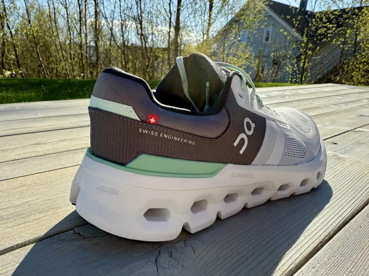 On Cloudrunner 2